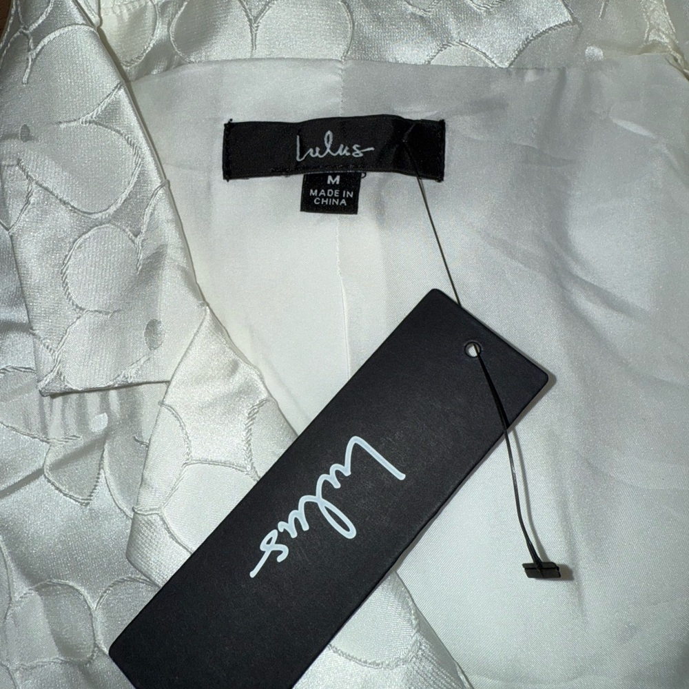 NWT Lulus Confidently Adorable Floral Jacquard Blazer Mini Button Dress White M - Picture 3 of 8